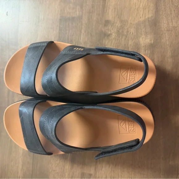 Reef Women's Water Vista Higher, Black Slingback Platform Sandals - Picture 2 of 2